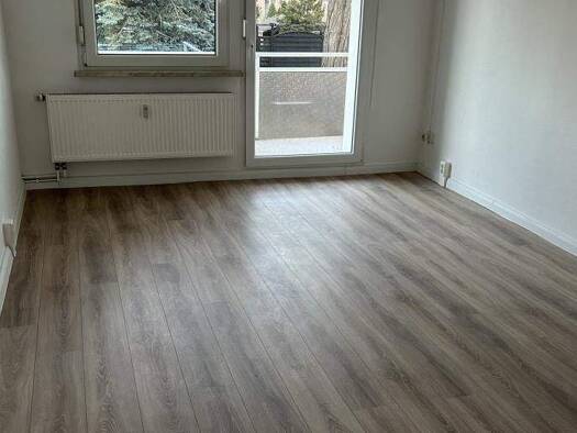 Wohnung zur Miete 350 € 3 Zimmer 60,2 m² EG Schladebacher Straße 56 Bad Dürrenberg 06231