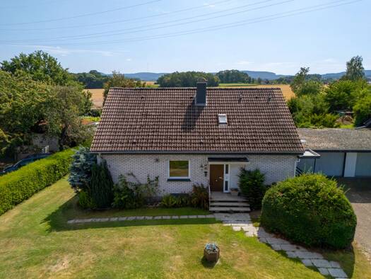 Einfamilienhaus zum Kauf 290.000 € 6 Zimmer 138,2 m² 2.395 m² Grundstück Ehrentrup Lage 32791