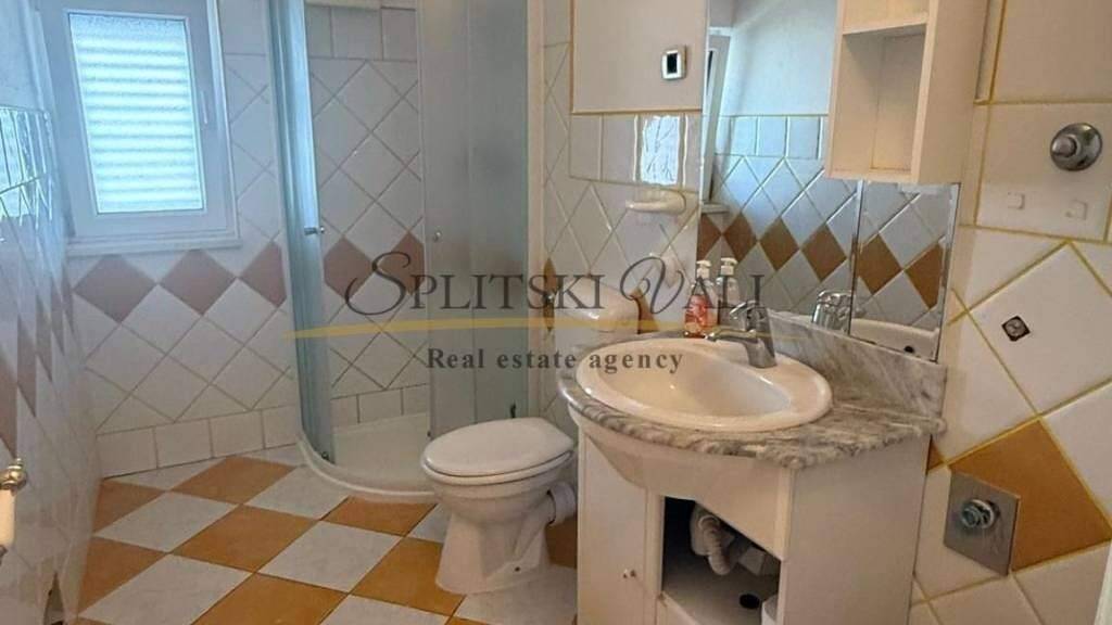 Wohnung zur Miete 600 € 2 Zimmer 55 m² Split