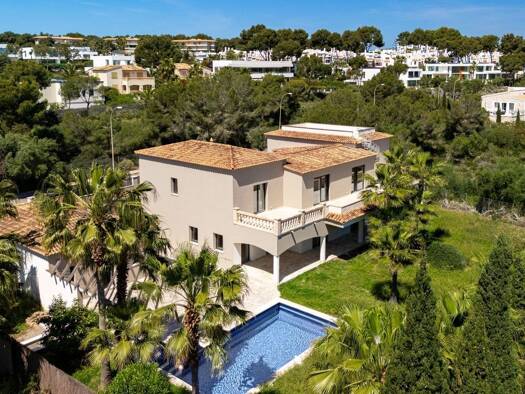 Villa zum Kauf 2.700.000 € 6 Zimmer 639 m² 1.620 m² Grundstück Sol de Mallorca 07181