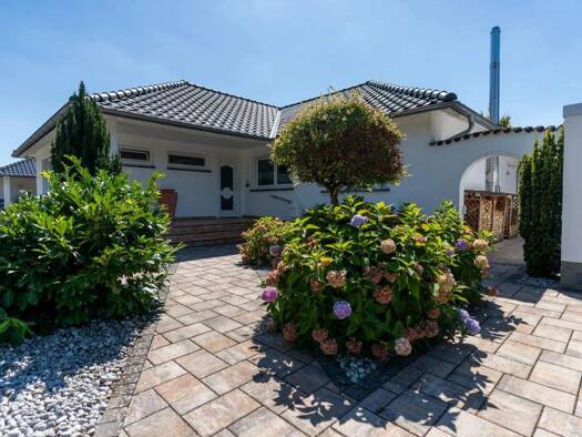 Einfamilienhaus zum Kauf 1.100.000 € 5 Zimmer 155 m² 867 m² Grundstück Rembrücken 63150