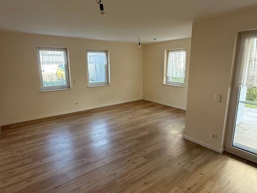 Wohnung zur Miete 1.000 € 3 Zimmer 94 m² Geschoss EG/4 frei ab sofort Bitburg 54634
