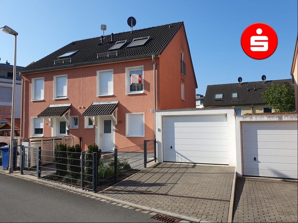 Doppelhaushälfte zum Kauf 659.000 € 5 Zimmer 121,5 m²<br/>Wohnfläche 225,8 m²<br/>Grundstück ab sofort<br/>Verfügbarkeit Kornburg / Worzeldorf Nürnberg 90455