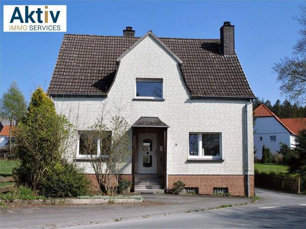 Einfamilienhaus zum Kauf provisionsfrei 190.000 € 8 Zimmer 145 m² 317 m² Grundstück Bredelarer Straße 7 Madfeld Brilon-Madfeld 59929