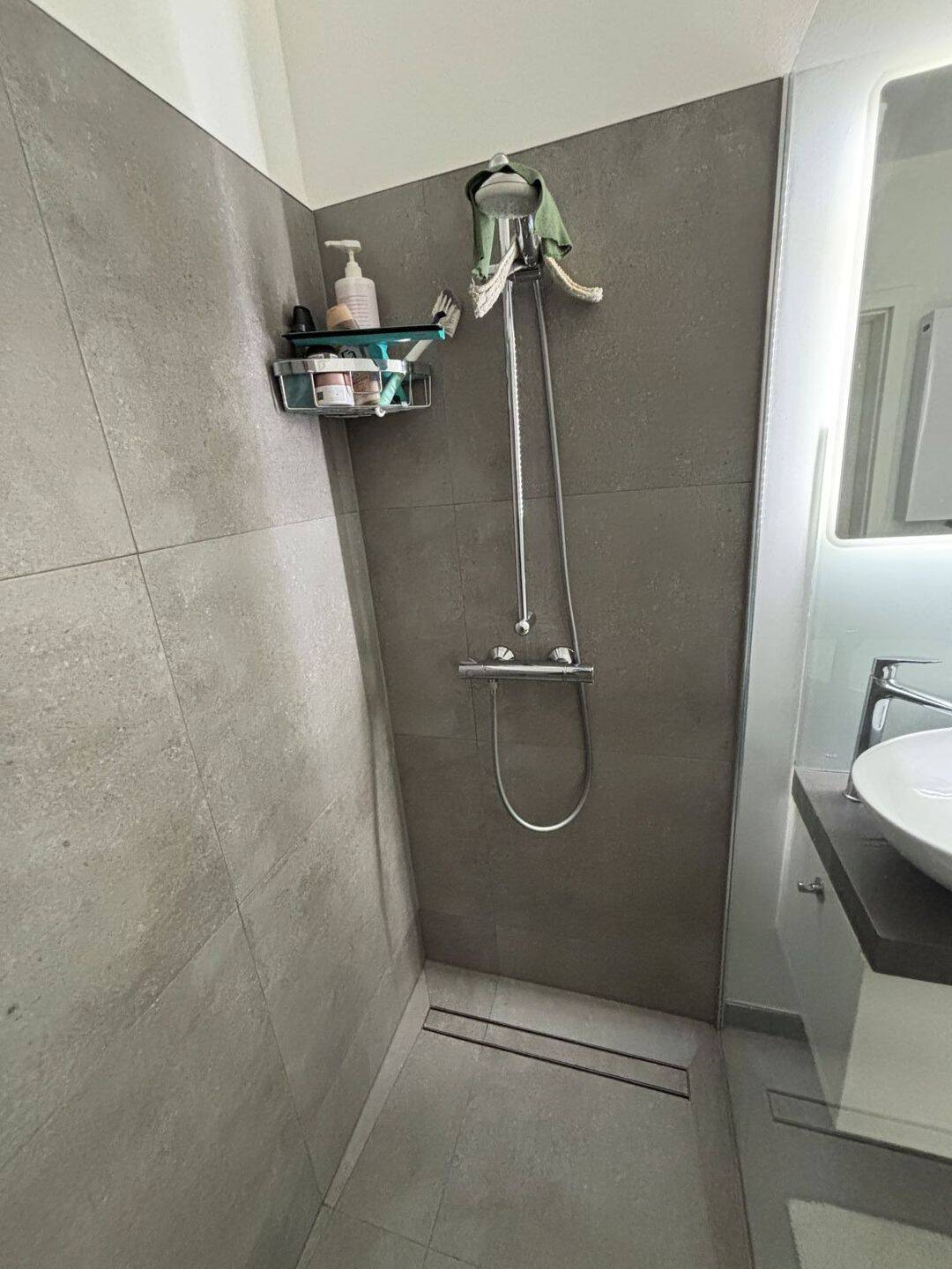 Property thumbnail 25