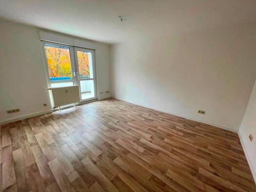 Wohnung zur Miete 333 € 2 Zimmer 47,5 m² 1. Geschoss frei ab 01.06.2026 Straße der Freundschaft 8 Zella-Mehlis 98544
