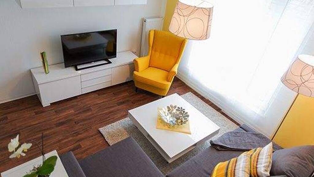 Wohnung zur Miete 650 € 3 Zimmer 53,8 m² 2. Geschoss J.-R.-Becher-Str. 5 Senftenberg 01968