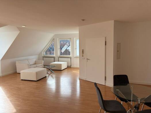 Wohnung zur Miete 1.050 € 3 Zimmer 98 m² Geschoss 4/5 frei ab sofort Jakob-Kienzle-Straße 8 Schwenningen Villingen-Schwenningen 78054