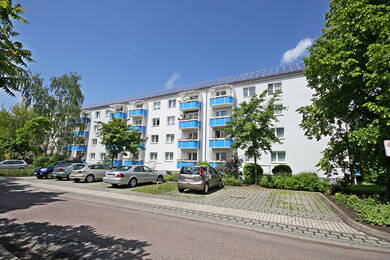 Wohnung zur Miete 409 € 3 Zimmer 58,4 m² 1. Geschoss frei ab 01.09.2025 Warschauer Str. 11 Südstadt Halle (Saale) 06130