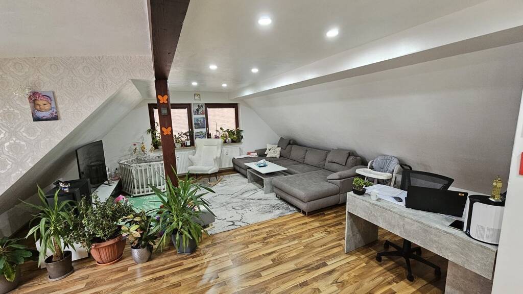 Wohnung zum Kauf 270.000 € 4,5 Zimmer 128 m² Schwenningen Villingen-Schwenningen 78054