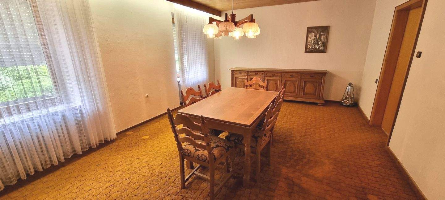 Immobilie in Blieskastel - Großzügiges Einfamilienhaus/Mehrgenerationenhaus mit Charme und Modernität - Blieskastel-Breitfurt - Bild 3