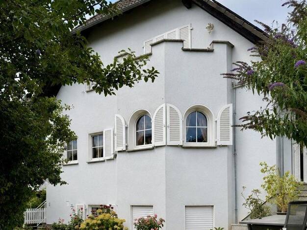 Einfamilienhaus zum Kauf provisionsfrei 590.000 € 4 Zimmer 159 m² 523 m² Grundstück Neuenhaßlau Hasselroth 63594