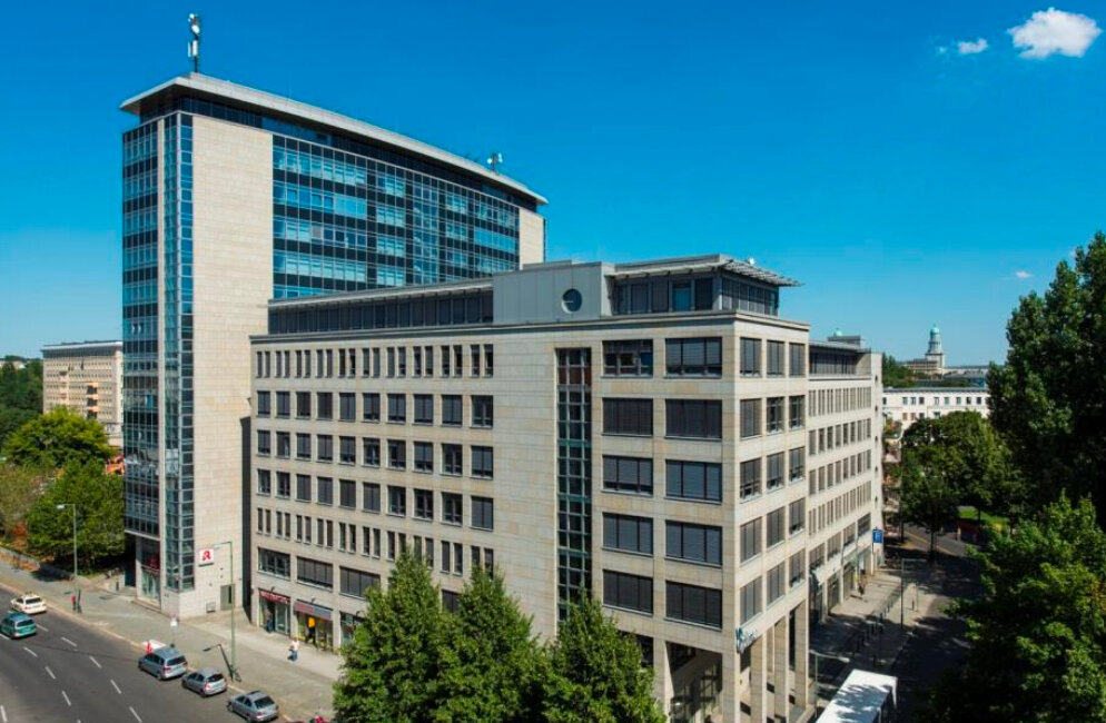 Laden zur Miete 24,50 € 130 m²<br/>Verkaufsfläche Karl-Marx-Allee 90 A-C Friedrichshain Berlin Friedrichshain 10243