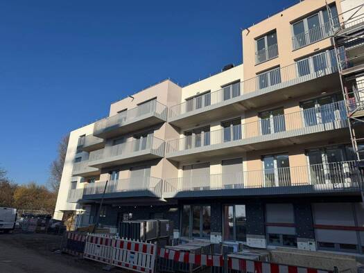 Wohnung zur Miete - Erstbezug 877 € 1 Zimmer 39 m² frei ab sofort Bad Vilbel Bad Vilbel 61118