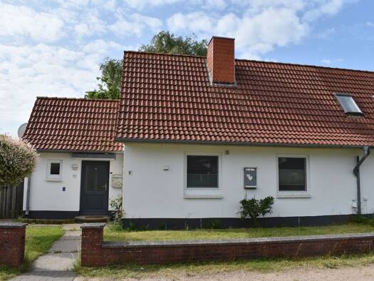 Doppelhaushälfte zum Kauf 185.000 € 3 Zimmer 60 m² 1.054 m² Grundstück Bredstedt 25821