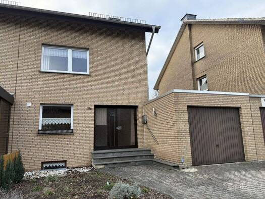Doppelhaushälfte zum Kauf 270.000 € 6 Zimmer 164 m² 204 m² Grundstück Beckum 59269