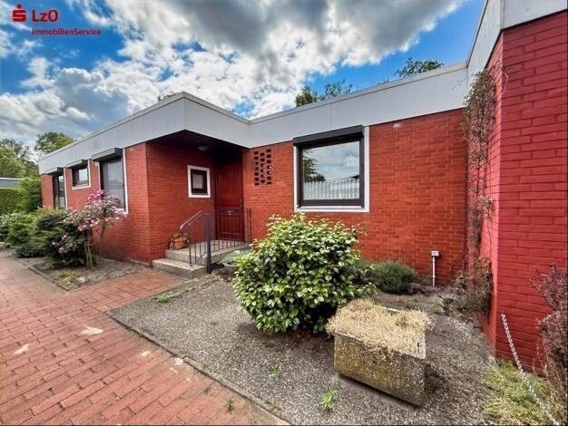 Bungalow zum Kauf 210.000 € 4 Zimmer 94 m² 358 m² Grundstück Hasport - Annenheide - Bezirk 1 Delmenhorst 27755