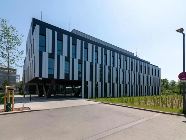 Bürofläche zur Miete provisionsfrei 35 m² Bürofläche teilbar ab 7 m² Berliner Straße 300b Oberrad Offenbach 63065