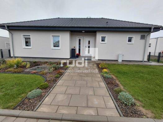 Bungalow zum Kauf 287.000 € 4 Zimmer 142,5 m² 792 m² Grundstück Hevensen Hardegsen 37181