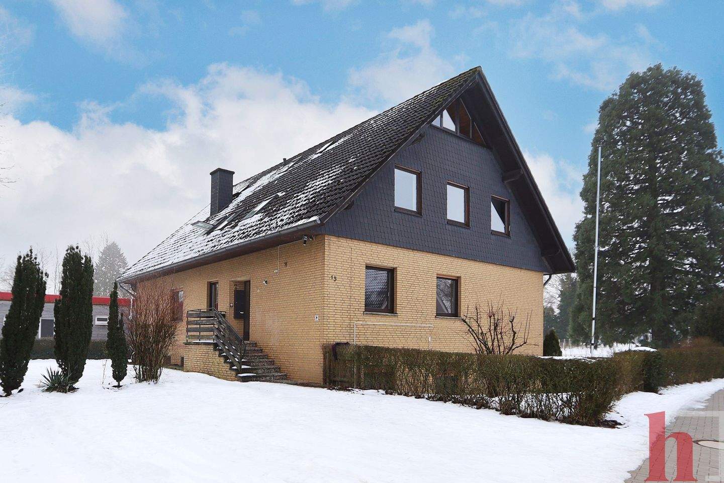 Immobilie in Holdorf - Großes Mehrfamilienhaus in weitläufiger Siedlungslage - Bild 4