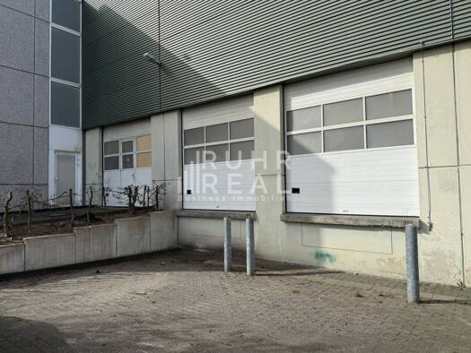 Lagerhalle zur Miete 2.853 m² Lagerfläche teilbar ab 650 m² Gremberghoven Köln 51149
