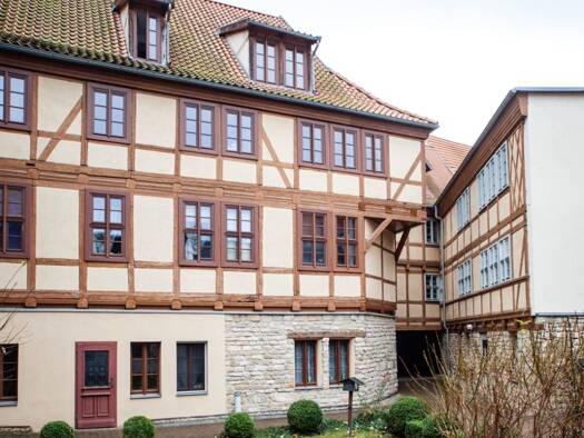 Wohnung zur Miete 490 € 2 Zimmer 70 m² frei ab sofort Aschersleben 06449