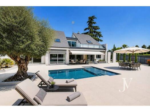 Chalet zum Kauf 4.100.000 € 6 Zimmer 350 m² 1.580 m² Grundstück Alcobendas 28109