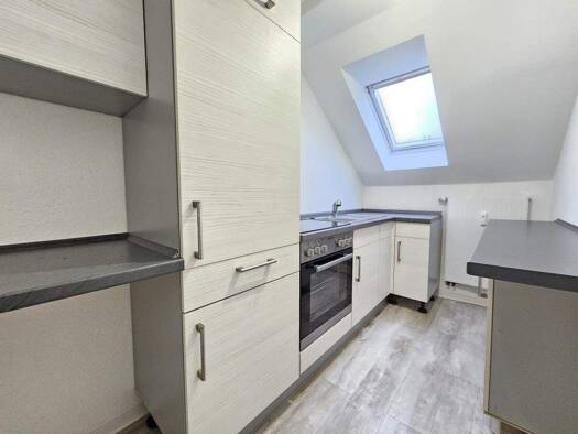 Wohnung zur Miete 284 € 2 Zimmer 47,2 m² 4. Geschoss Matthesstraße 16 Schloßchemnitz Chemnitz 09113