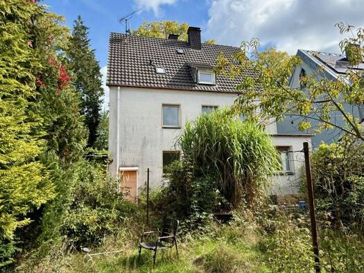 Mehrfamilienhaus zum Kauf 298.000 € 9 Zimmer 179,9 m² 594 m² Grundstück Fröndenberg Fröndenberg/Ruhr 58730