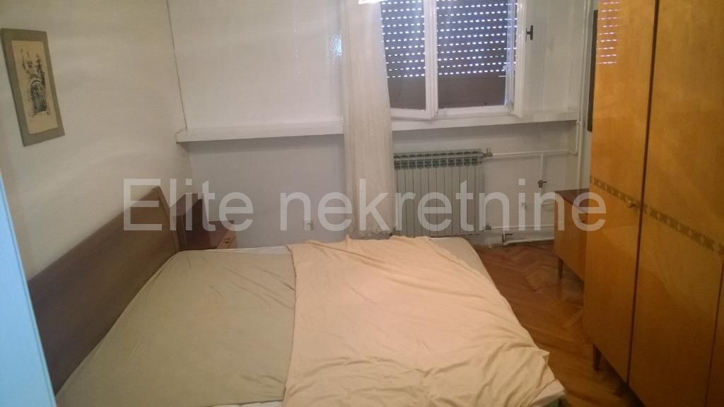 Wohnung zur Miete 700 € 2 Zimmer 72 m²<br/>Wohnfläche 4.<br/>Geschoss Podmurvice