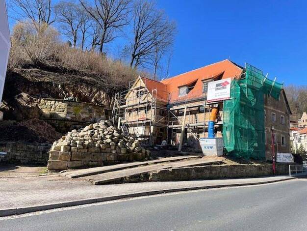 Mehrfamilienhaus zum Kauf provisionsfrei 8 Zimmer 250 m² 3.000 m² Grundstück Roßmäßlerstraße 35-37 Tharandt 01737