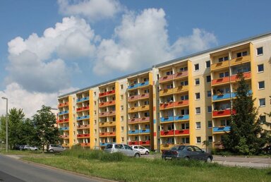 Wohnung zur Miete 324 € 3 Zimmer 68 m² 5. Geschoss Karl-Matthes-Straße 79 Lusan Gera 07549