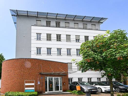 Bürogebäude zur Miete 2.120 € 212 m² Bürofläche Brink-Hafen Hannover 30179