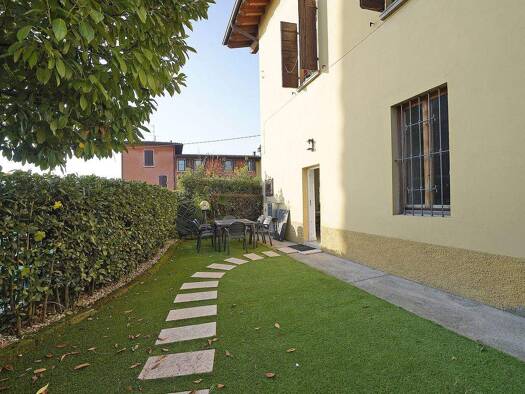 Wohnung zum Kauf 330.000 € 3 Zimmer 138 m² EG frei ab sofort Via Pergola Moniga del Garda