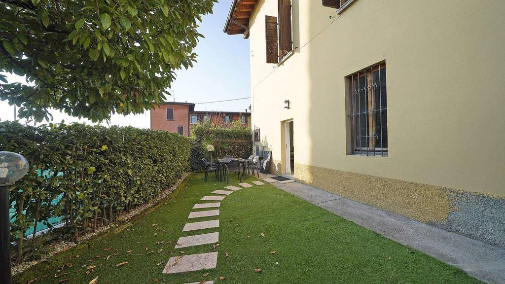 Wohnung zum Kauf 330.000 € 3 Zimmer 138 m² EG frei ab sofort Via Pergola Moniga del Garda