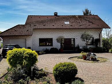 Haus zum Kauf 299.000 € 7 Zimmer 165 m² 1.201 m² Grundstück Birkenfeld 55765