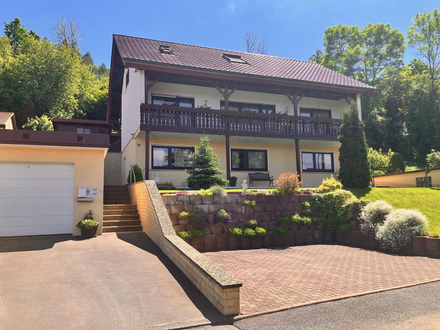 Mehrfamilienhaus zum Kauf provisionsfrei 576.000 € 12 Zimmer 240 m²<br/>Wohnfläche 1.026 m²<br/>Grundstück Oberkessach Oberkessach 74214