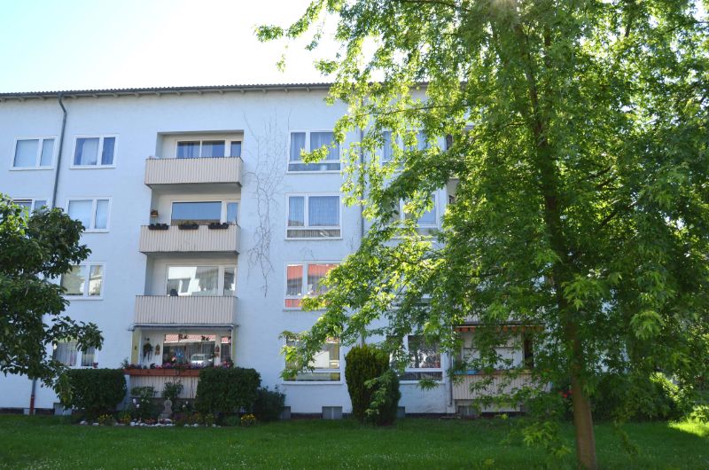 Wohnung zur Miete 465 € 3 Zimmer 62 m²<br/>Wohnfläche 3.<br/>Geschoss ab sofort<br/>Verfügbarkeit Meißnerstraße 2 Süsterfeld / Helleböhn Kassel 34134