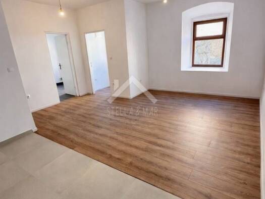 Wohnung zum Kauf 85.000 € 2 Zimmer 45 m² EG Obrovac 23450