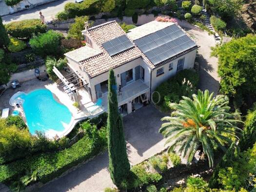 Haus zum Kauf 1.170.000 € 130 m² 1.180 m² Grundstück Les Issambres Roquebrune-sur-Argens 83380