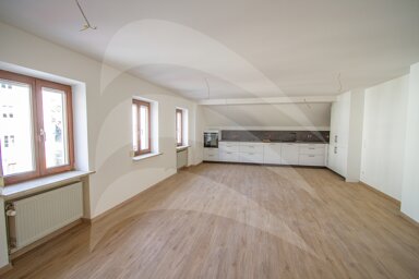 Wohnung zur Miete 1.390 € 5 Zimmer 154,9 m² 3. Geschoss Marktplatz 7 Hals Passau 94034