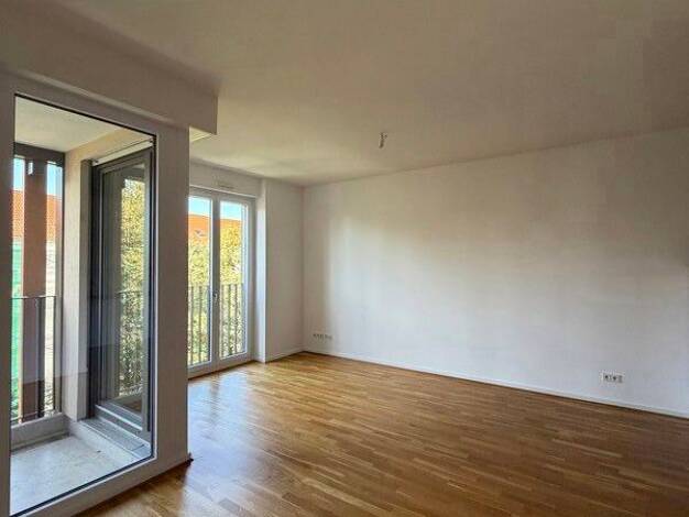 Wohnung zur Miete 919 € 2 Zimmer 65,4 m² 4. Geschoss frei ab sofort Am See 5 Wilsdruffer Vorstadt/Seevorstadt-West Dresden 01067