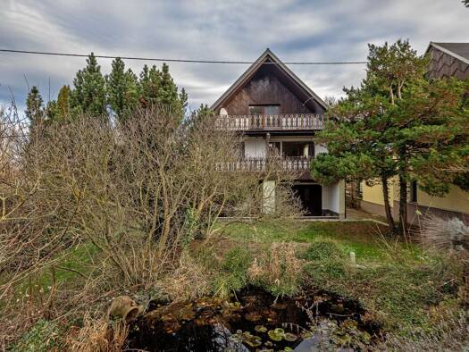 Einfamilienhaus zum Kauf 290.000 € 7 Zimmer 244 m² 1.980 m² Grundstück frei ab sofort Jessen Lommatzsch 01623