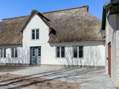Wohnung zur Miete 1.350 € 4 Zimmer 110 m² Norderwöhrden 25746