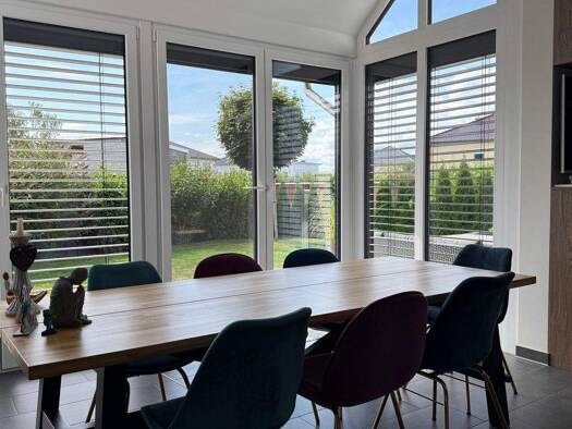 Einfamilienhaus zum Kauf 689.000 € 5 Zimmer 125 m² 549 m² Grundstück frei ab 01.02.2026 Taucha 04425