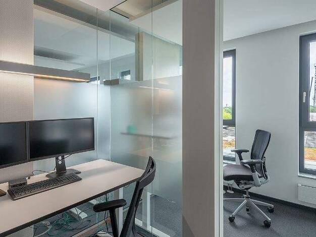 Bürofläche zur Miete provisionsfrei 300 € 4 m² Bürofläche Ernst-Augustin-Straße Adlershof Berlin 12489