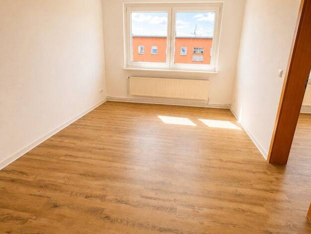 Wohnung zur Miete 710 € 4 Zimmer 79 m² 2. Geschoss Straße der Jugend 2 Altenpleen Altenpleen 18445