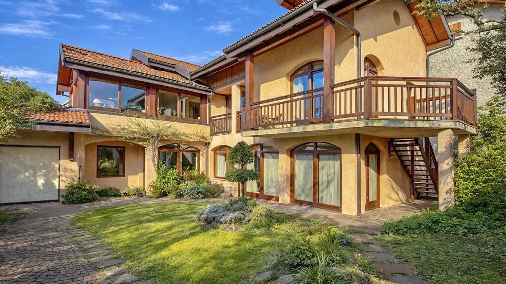 Einfamilienhaus zum Kauf 2.395.000 € 8 Zimmer 243 m² 380 m² Grundstück Pringy ANNECY 74000