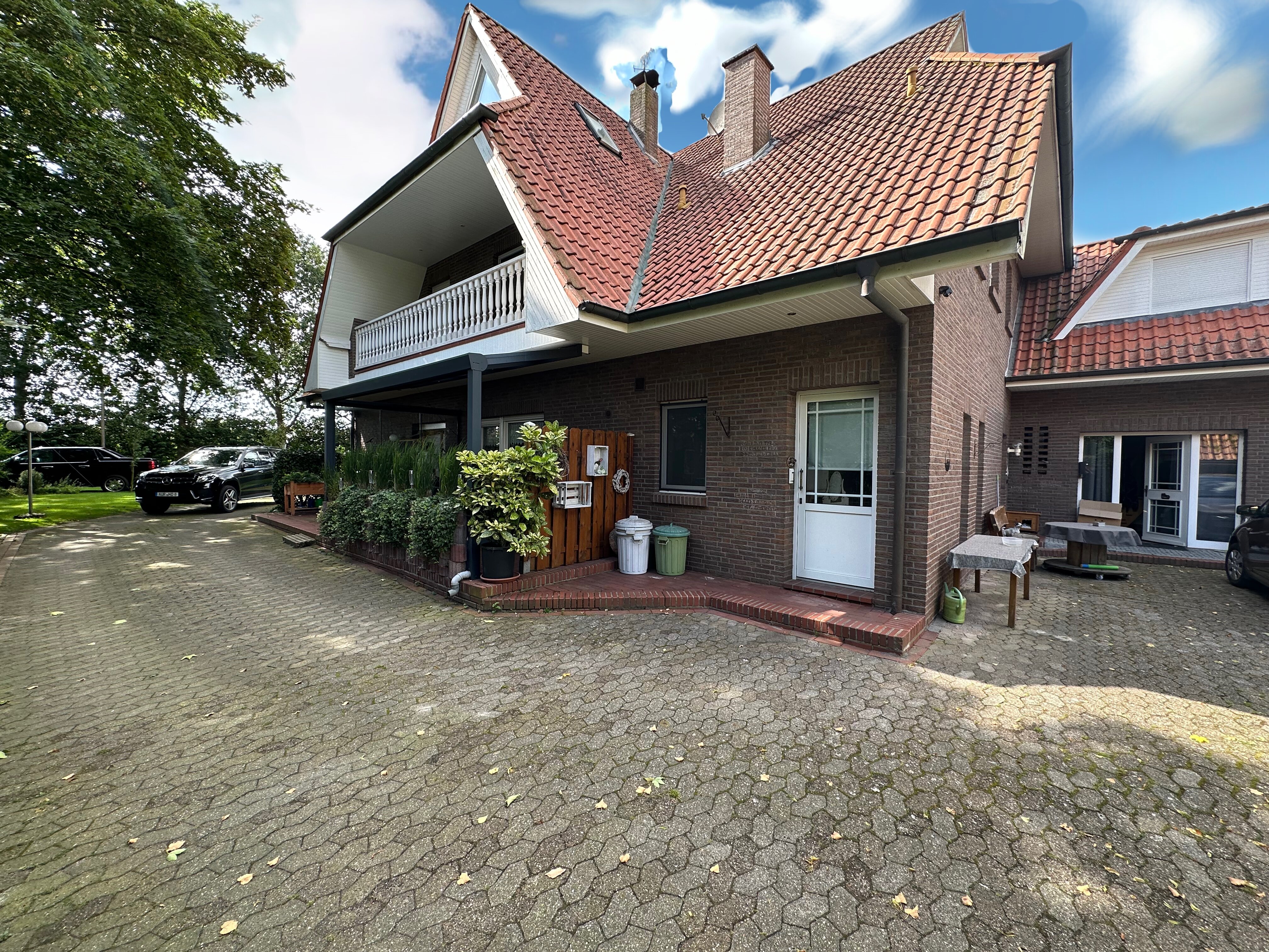 Mehrfamilienhaus zum Kauf 475.000 € 10 Zimmer 347 m²<br/>Wohnfläche 2.504 m²<br/>Grundstück Harkebrügge Barßel-Harkebrügge 26676