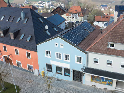 Haus zum Kauf 425.000 € 6 Zimmer 454 m² Grundstück Marktplatz 8 Simbach Simbach 94436